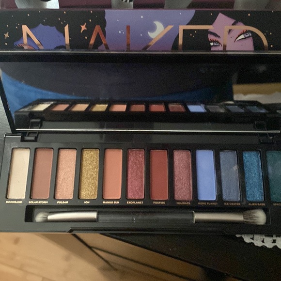 Pretty 🤩 - Picture 2 of 3